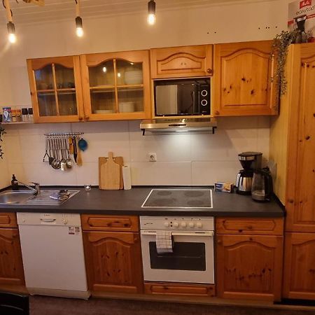 Nigella Apartment Direkt Am Hauptbahnhof Celle Fuer 6 Personen Mit Kostenfreiem Parkplatz Voll Ausgestatteter Kueche Elite Standard Exterior photo