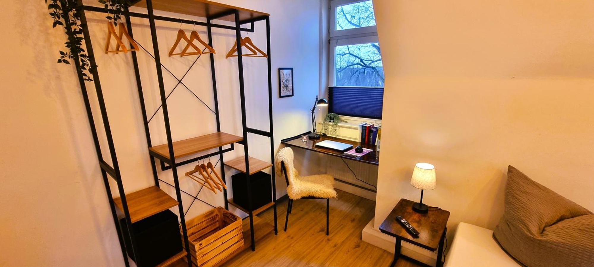 Nigella Apartment Direkt Am Hauptbahnhof Celle Fuer 6 Personen Mit Kostenfreiem Parkplatz Voll Ausgestatteter Kueche Elite Standard Exterior photo