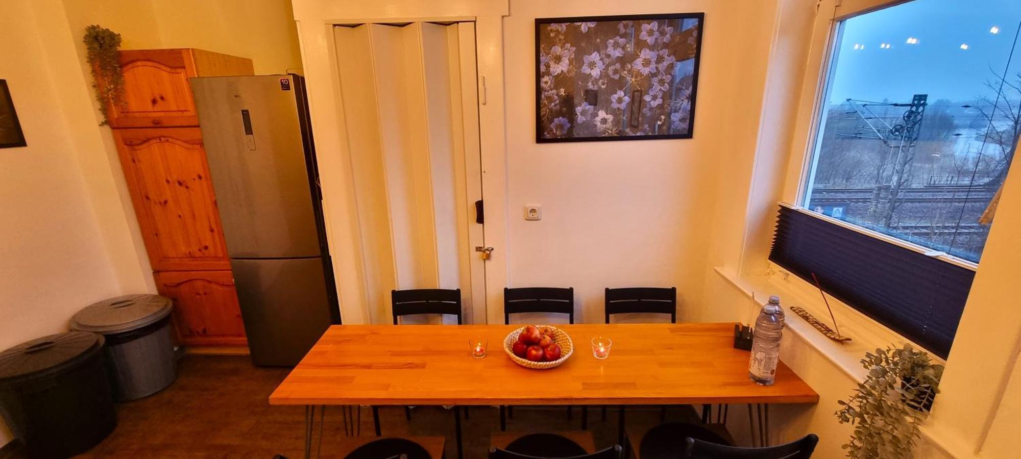 Nigella Apartment Direkt Am Hauptbahnhof Celle Fuer 6 Personen Mit Kostenfreiem Parkplatz Voll Ausgestatteter Kueche Elite Standard Exterior photo