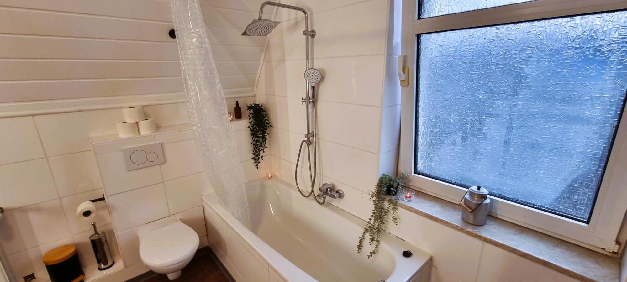 Nigella Apartment Direkt Am Hauptbahnhof Celle Fuer 6 Personen Mit Kostenfreiem Parkplatz Voll Ausgestatteter Kueche Elite Standard Exterior photo