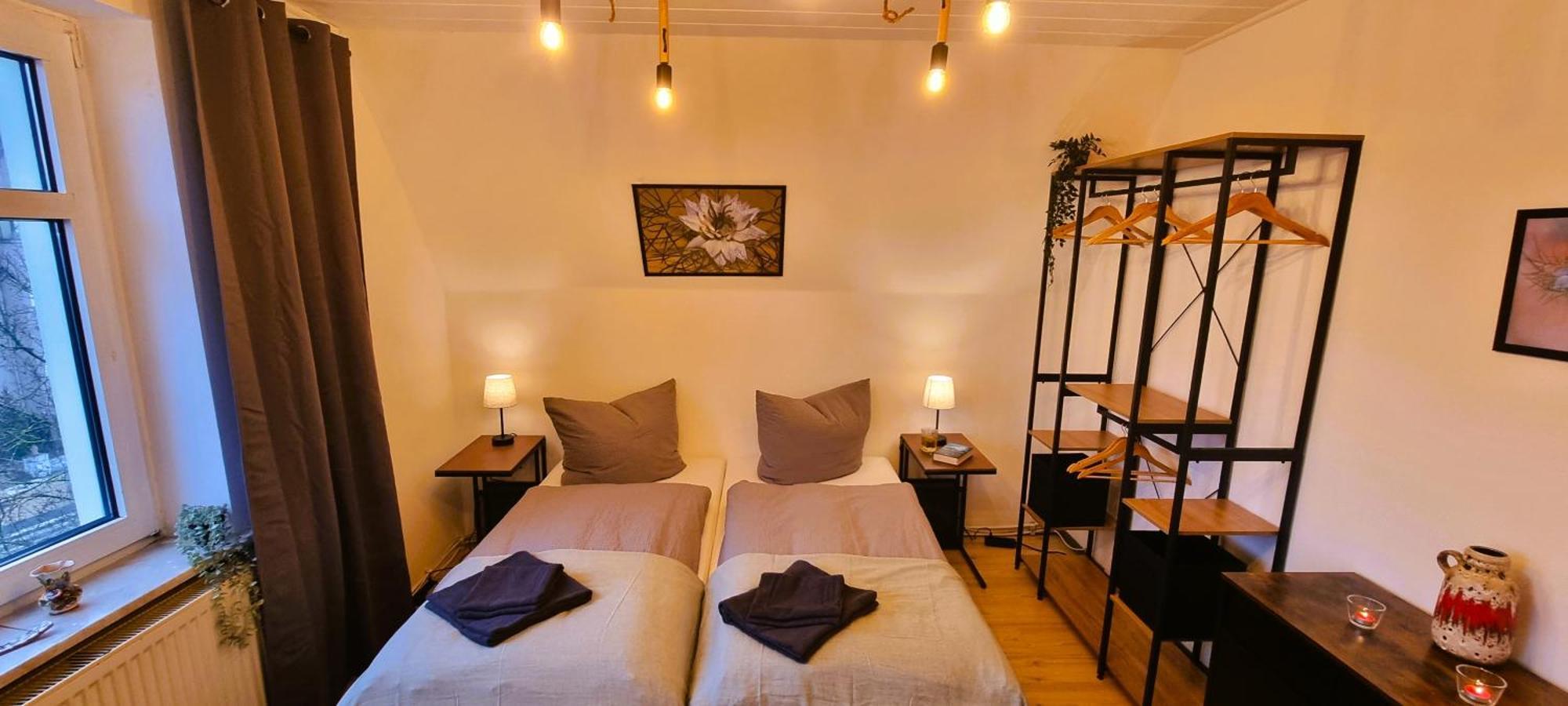 Nigella Apartment Direkt Am Hauptbahnhof Celle Fuer 6 Personen Mit Kostenfreiem Parkplatz Voll Ausgestatteter Kueche Elite Standard Exterior photo